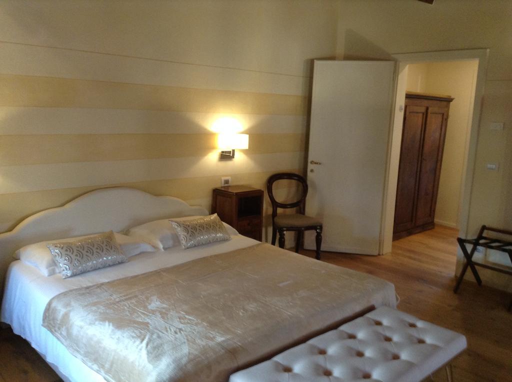 Hotel Palagi ピエトラサンタ エクステリア 写真